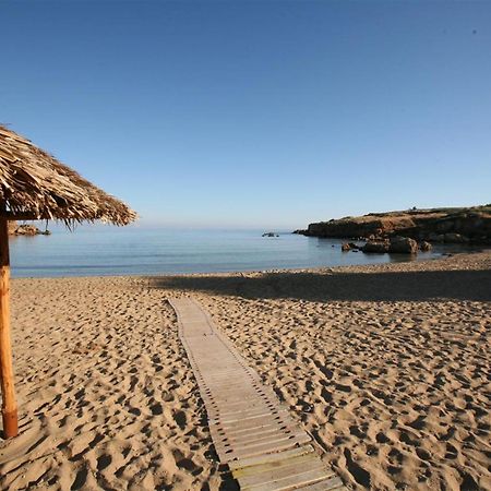 Flamingos Hotel Apartments Като Дарацо Екстериор снимка