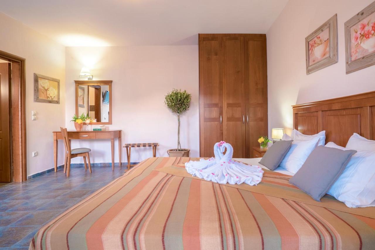 Flamingos Hotel Apartments Като Дарацо Екстериор снимка
