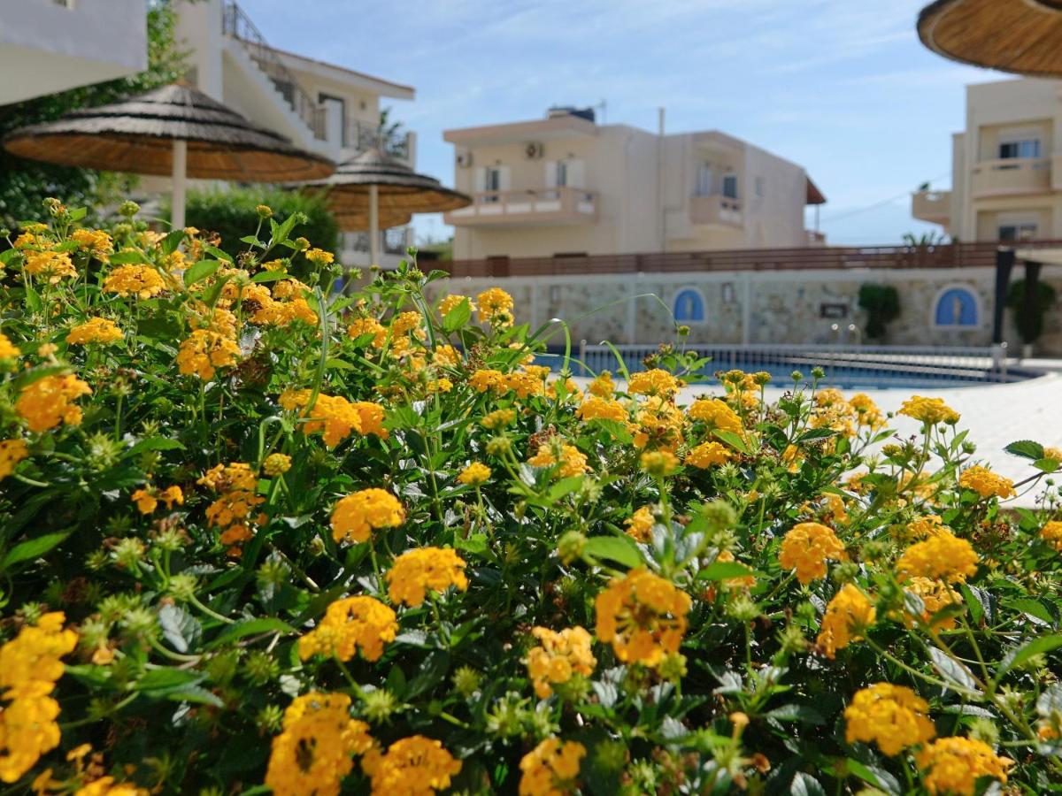 Flamingos Hotel Apartments Като Дарацо Екстериор снимка