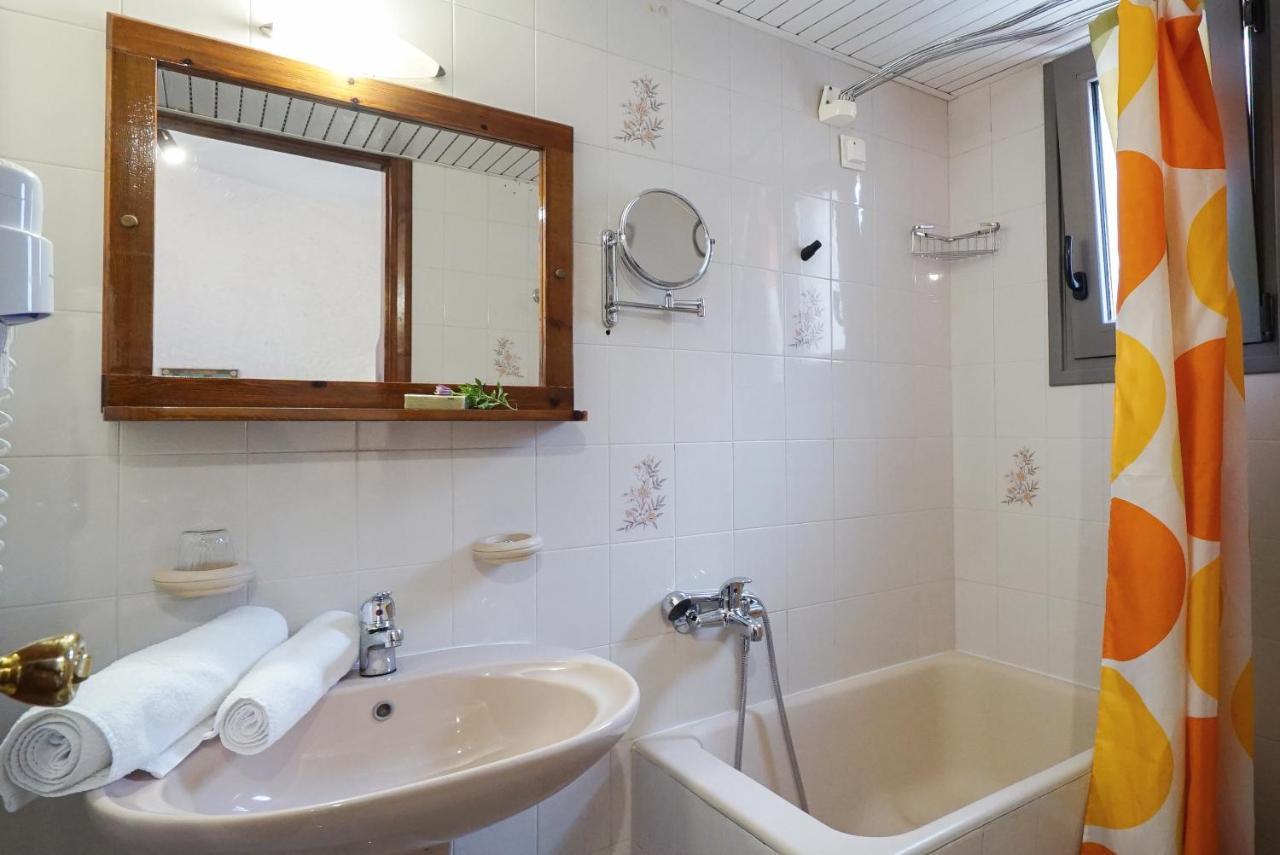 Flamingos Hotel Apartments Като Дарацо Екстериор снимка