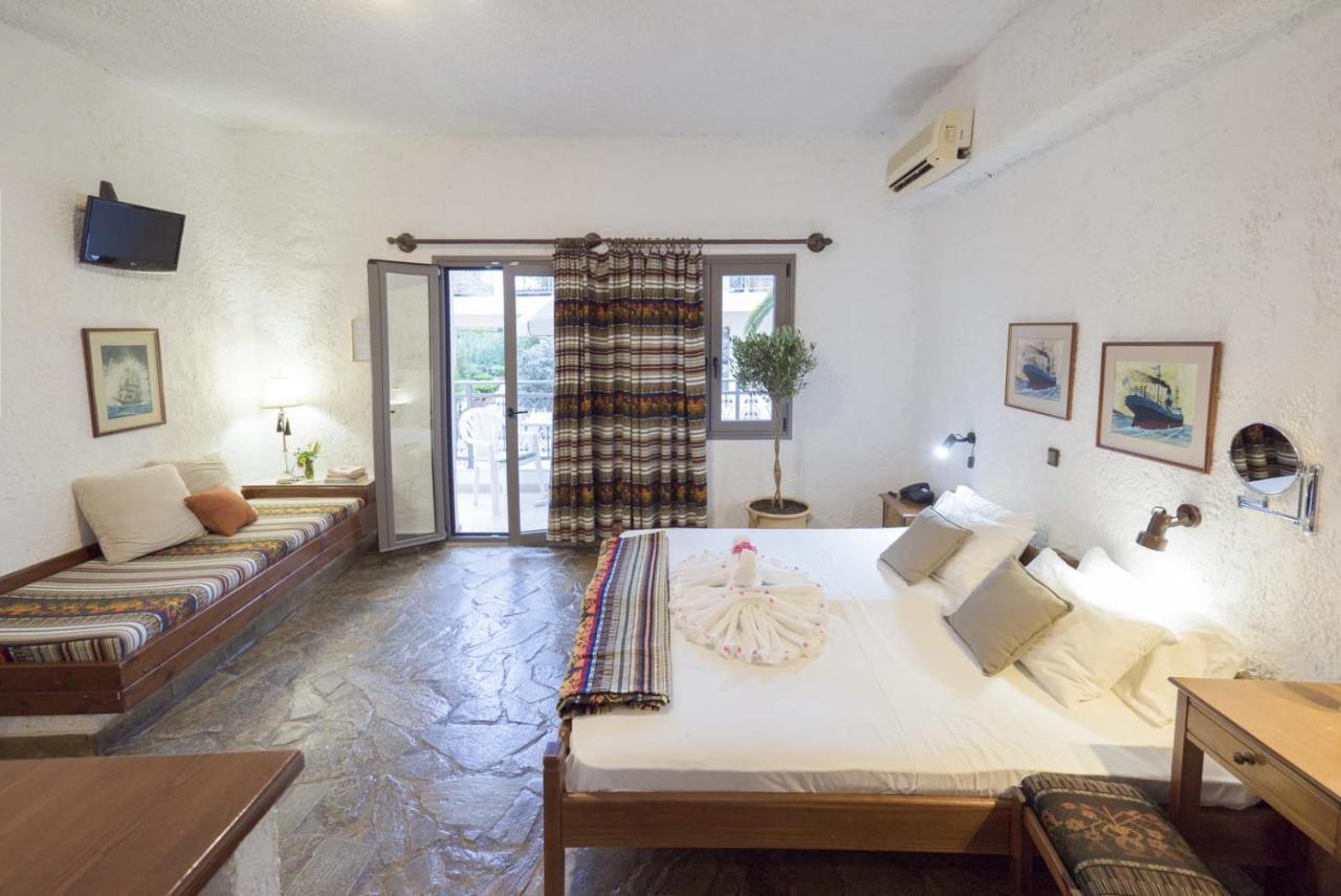 Flamingos Hotel Apartments Като Дарацо Екстериор снимка