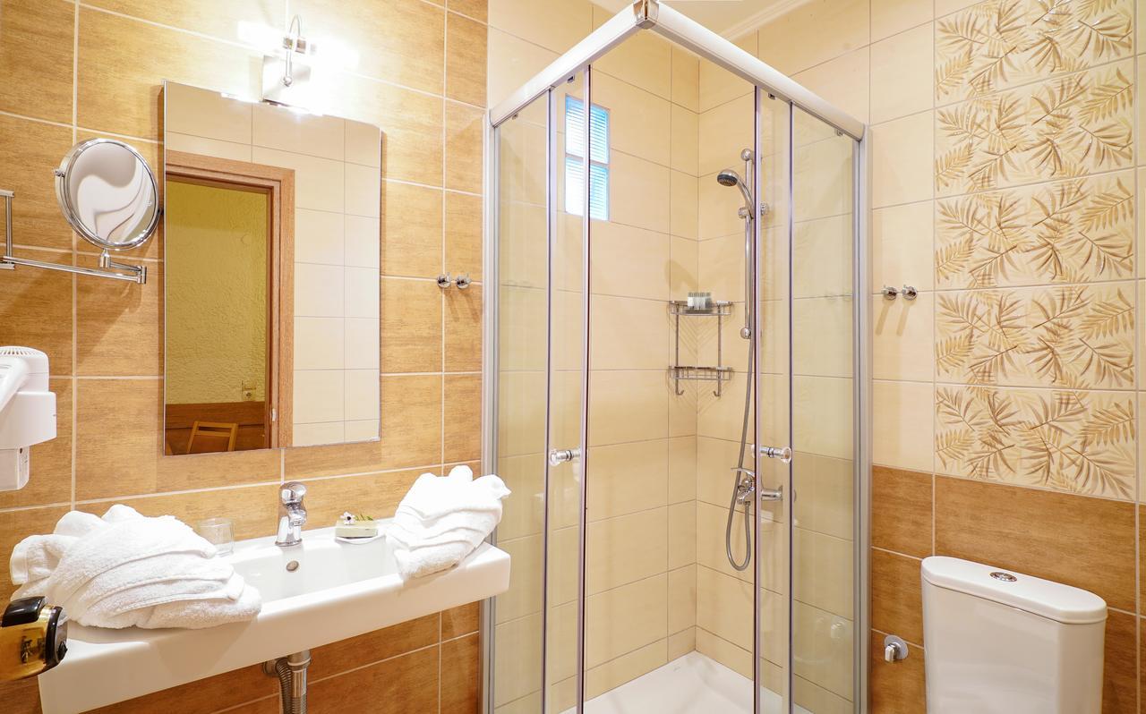 Flamingos Hotel Apartments Като Дарацо Екстериор снимка