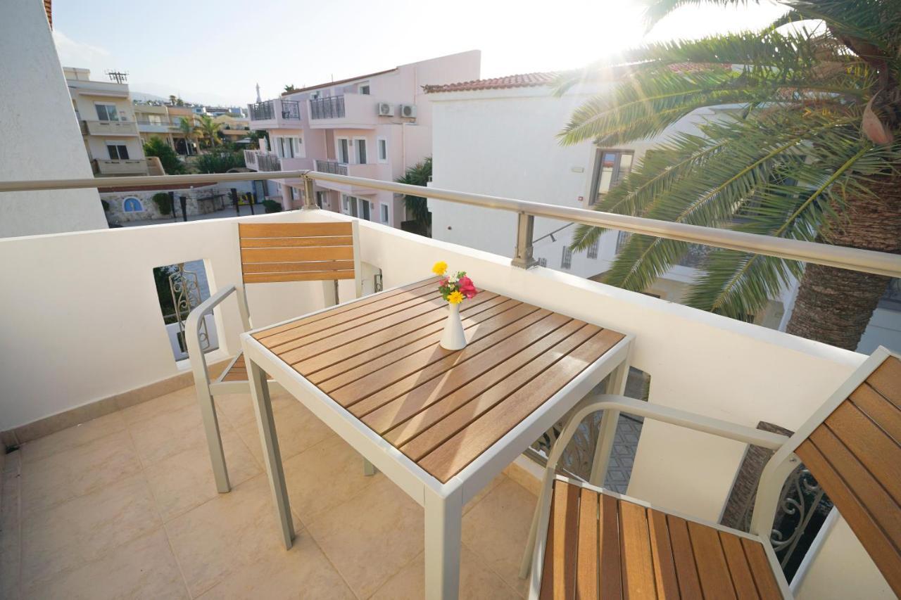 Flamingos Hotel Apartments Като Дарацо Екстериор снимка